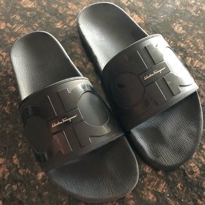 Salvatore Ferragamo Mens Size 10 Sandals
